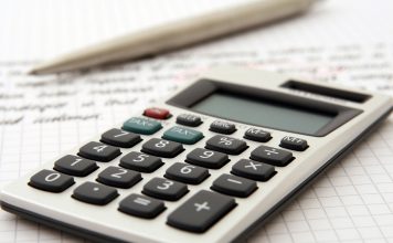 calculator to represent calculating tax on shares